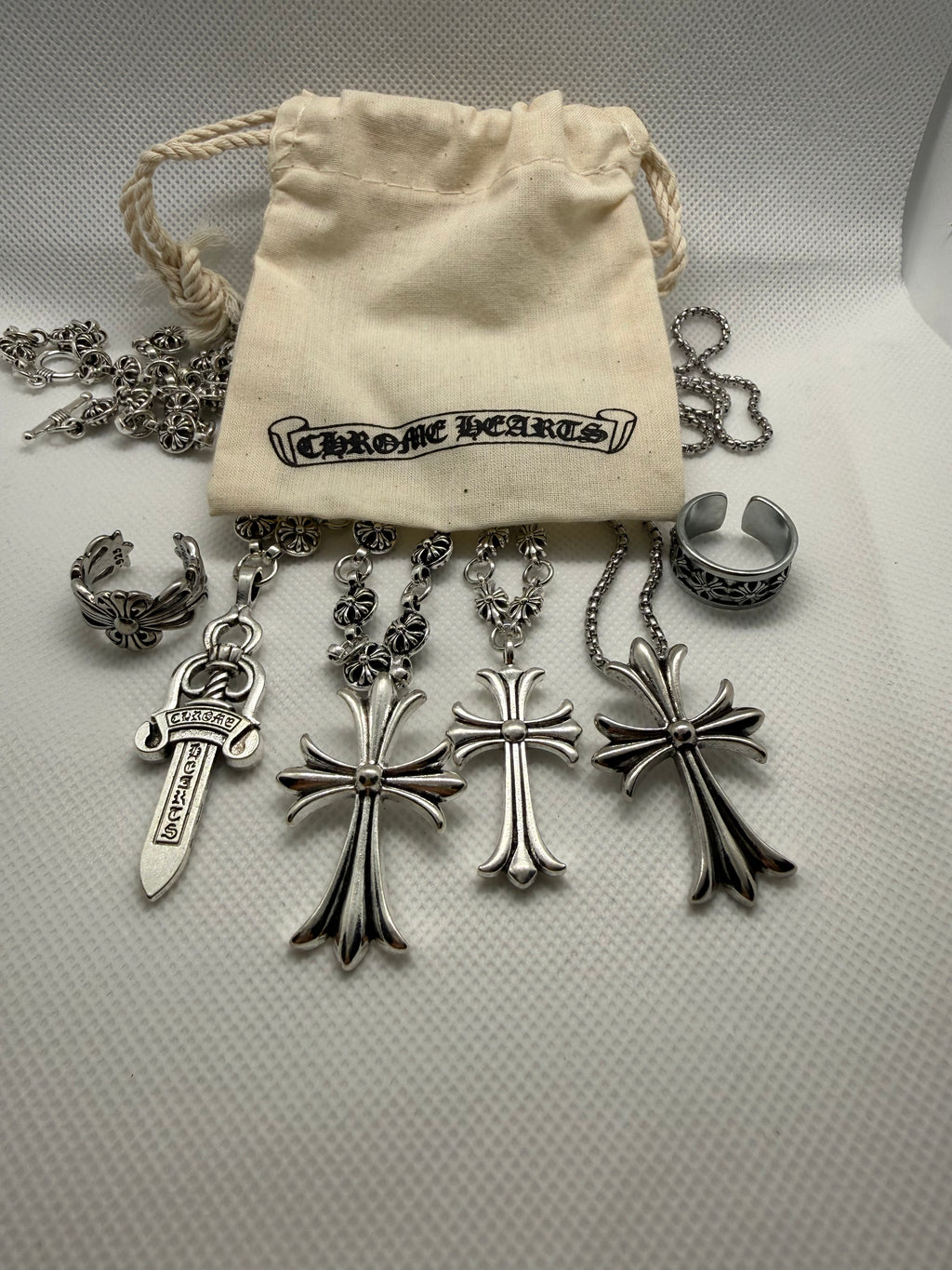 Chrome hearts стил колиета
