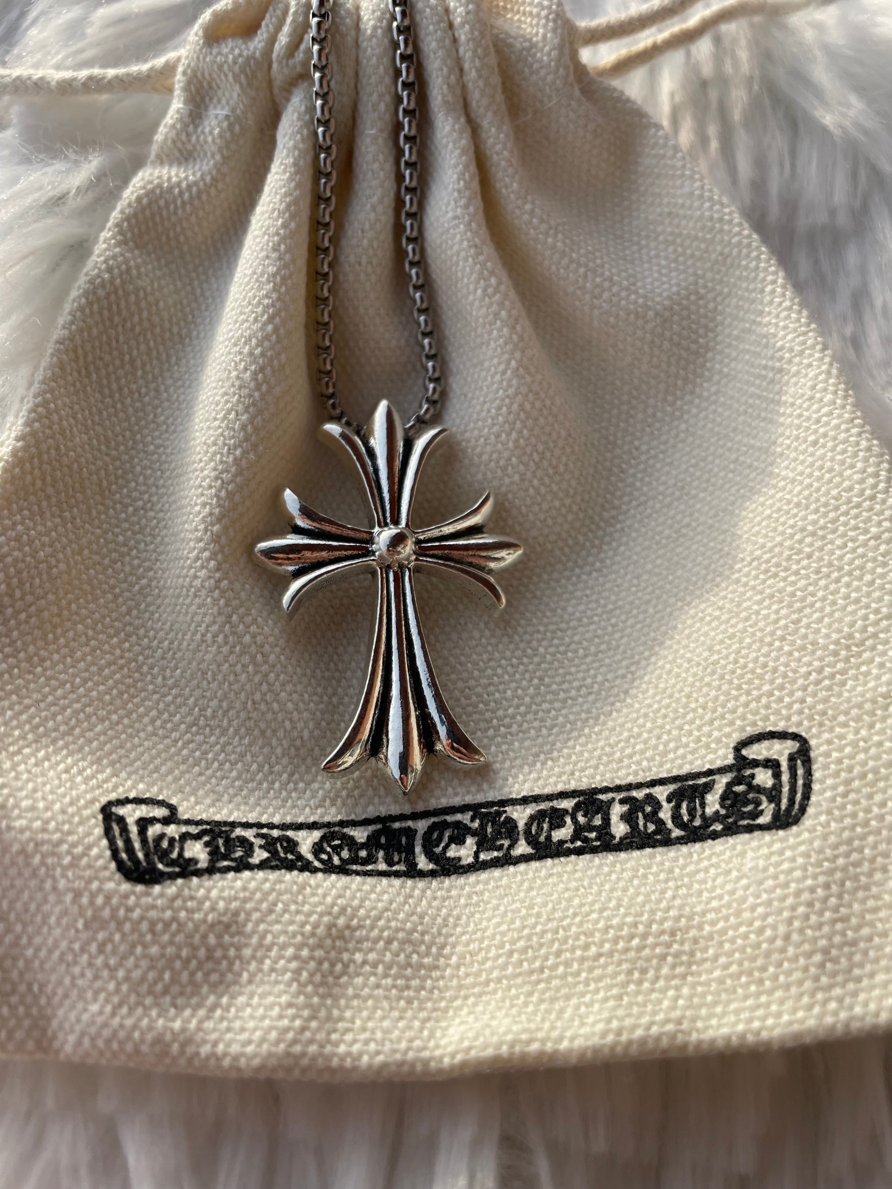 Chrome hearts класически кръст